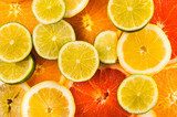Barevná harmonie citrusových plátků
