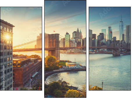 Retro style New York Manhattan with Brooklyn Bridge and Brooklyn Bridge Park in the front. - Three-piece canvas, Triptych